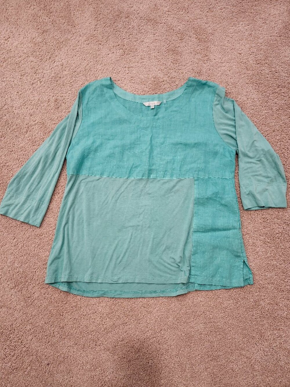 Nwot Kleen size medium linen shirt in aqua
